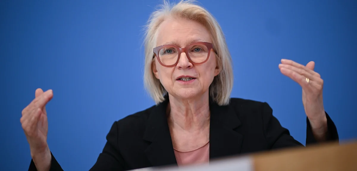Wirtschaftsweise fordert Rücknahme der Gastrosteuer-Senkung – „Wir leben ganz viel auf Pump“