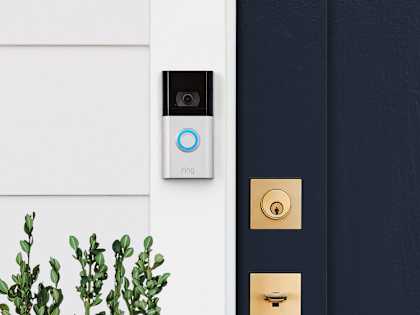 PGA Tour returns to Riviera after the fires. LPGA starts its first Asia swing in Thailand