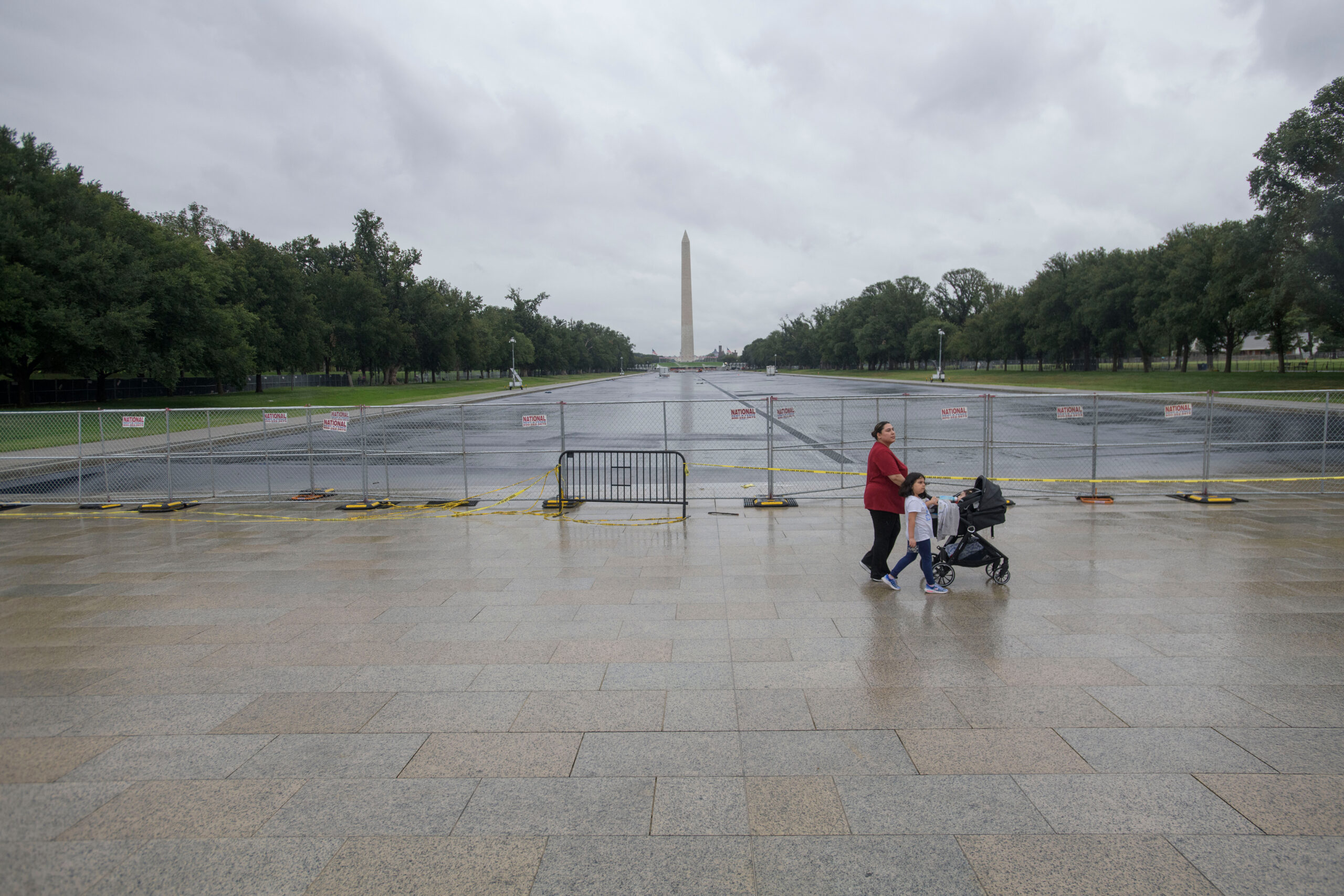 Judge dismisses Reflecting Pool vandalism case against former Olympian, Bethesda native David Hearn