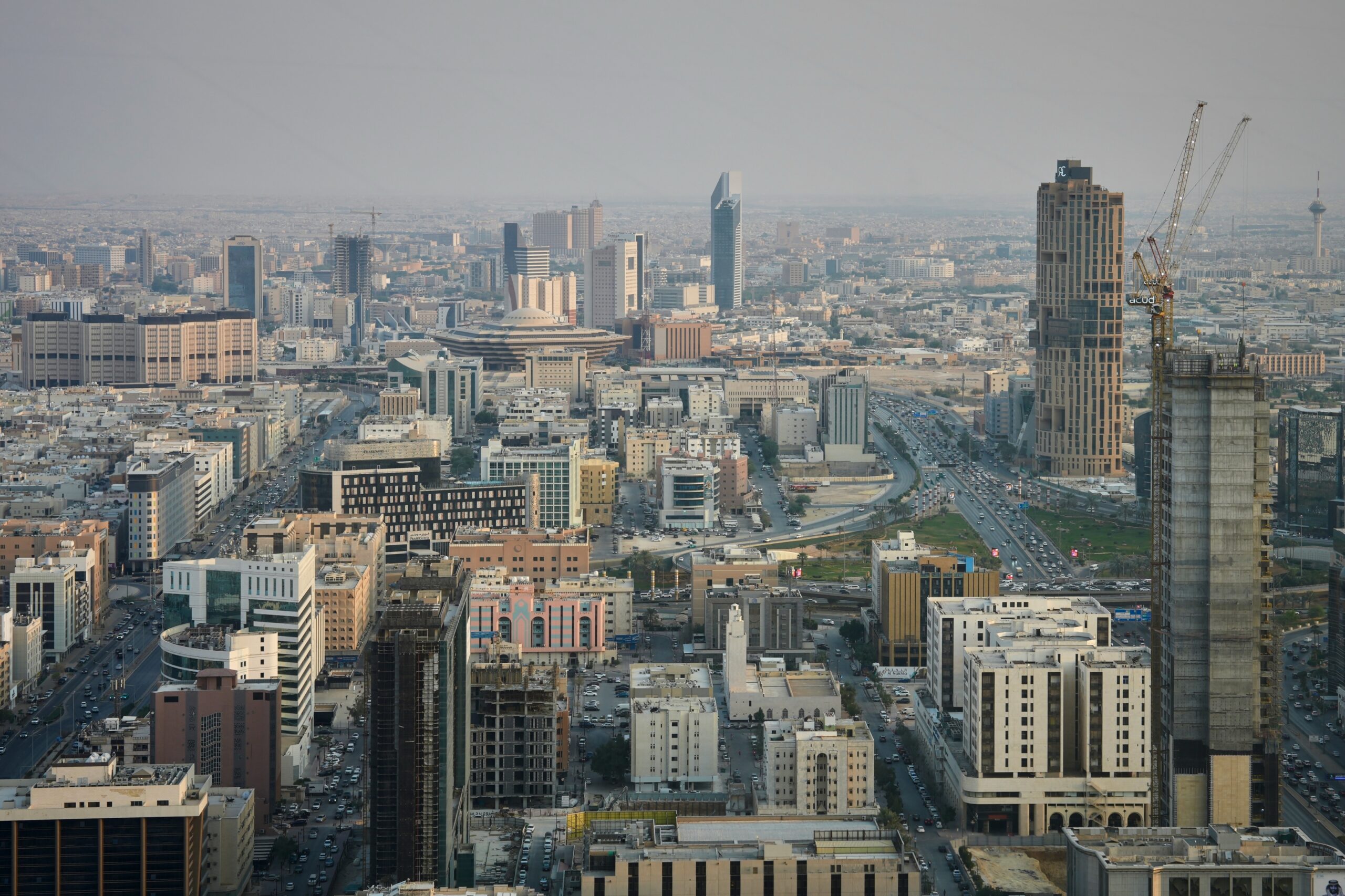 Saudi Arabia thwarts missile strike on Medina; other Middle East developments