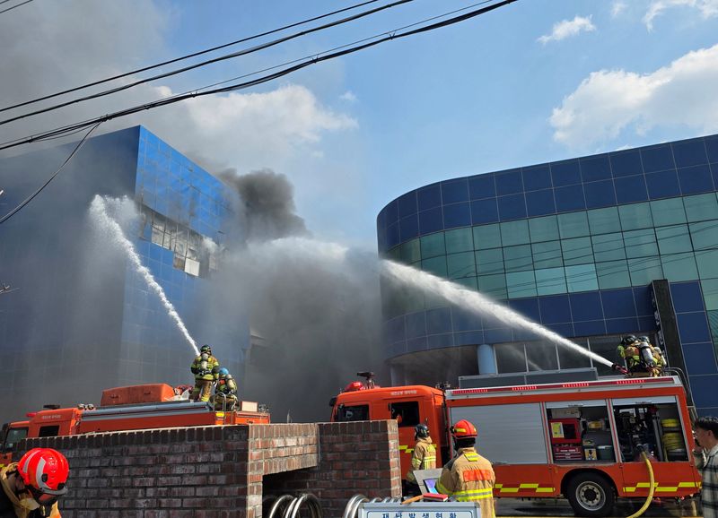 Fire at Korean car parts factory kills 10, injures 59, 4 missing