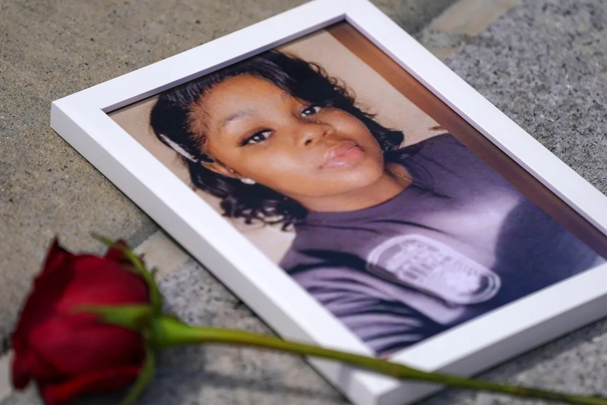 DOJ seeks to drop case against ex-police officers charged in Breonna Taylor's death