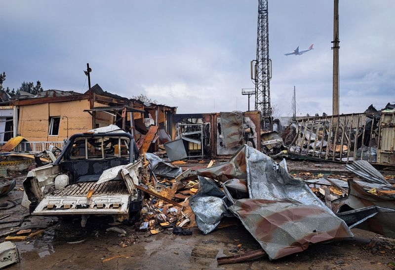 Pakistan, Afghanistan hold talks in China to end months of conflict