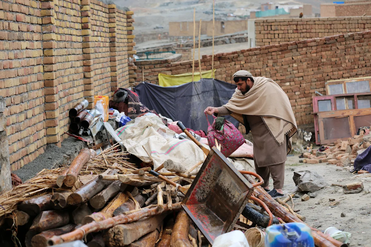 Death toll from Afghan quake rises, including 8 members of refugee family returned from Iran