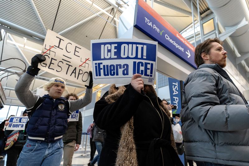 ICE arrested more than 800 people after tips from US airport security agency