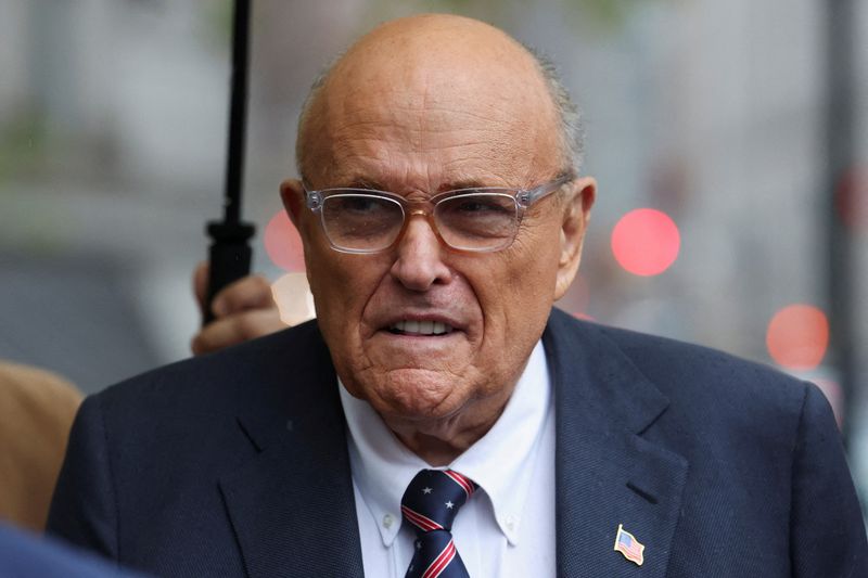 Former New York City Mayor Giuliani recovering from pneumonia