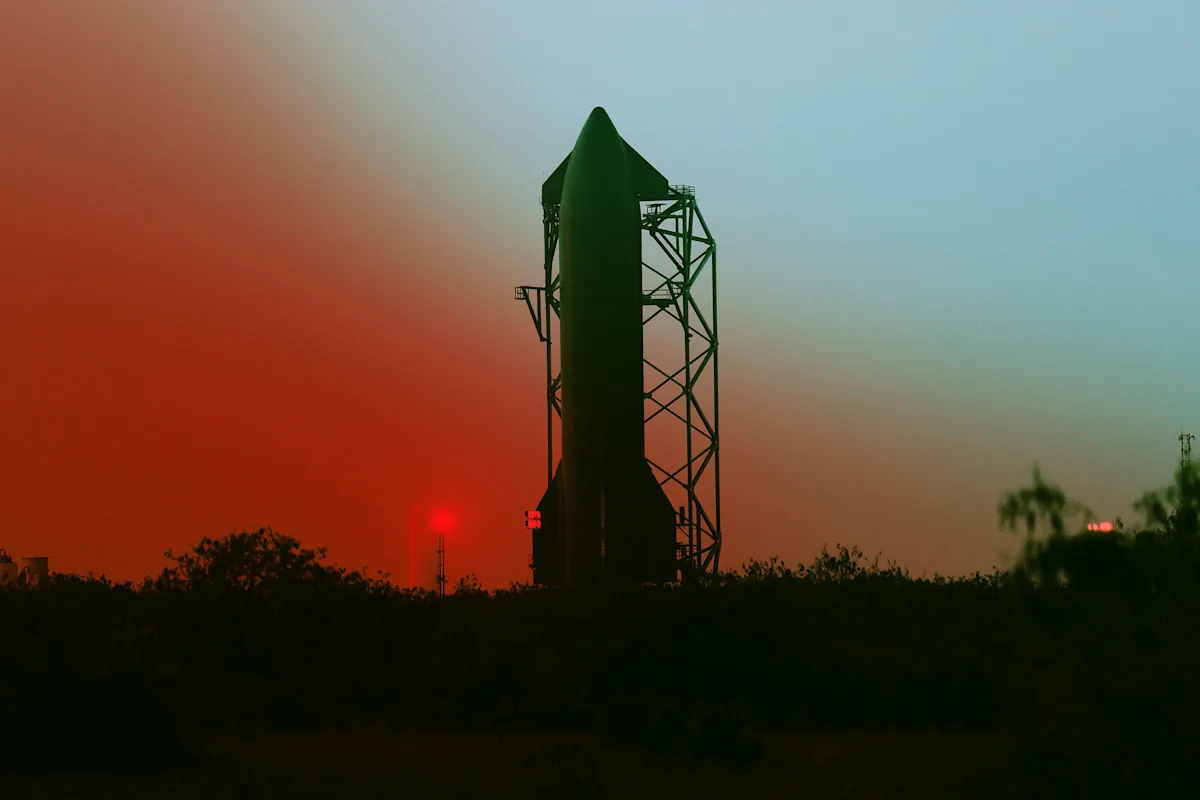 SpaceX Bombarded With Lawsuits to Accusing Starship of Damaging Homes