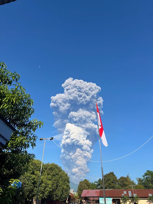 Indonesia resumes search for three hikers missing after Mount Dukono eruption