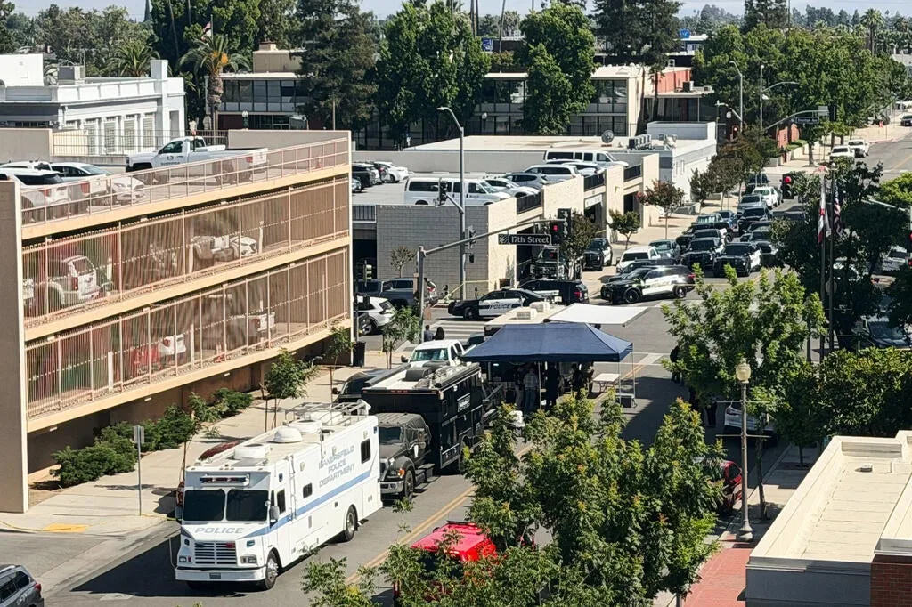 Suspect barricaded with hostages in Southern California bank, officials say