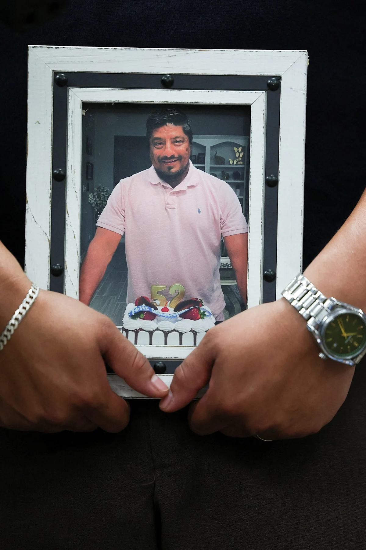 Bags in vehicle of man killed by ICE test negative for drugs, DA says