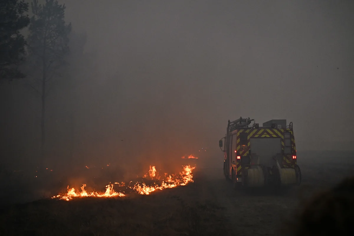 Macron calls crisis meeting as wildfires drive 250, 000 from homes in France