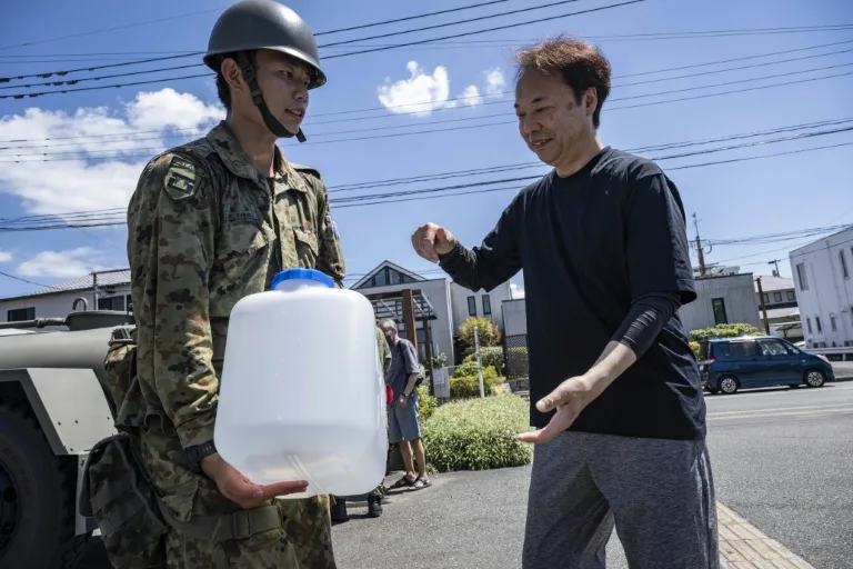 Search ends at Japan mall wrecked by quake-triggered blast