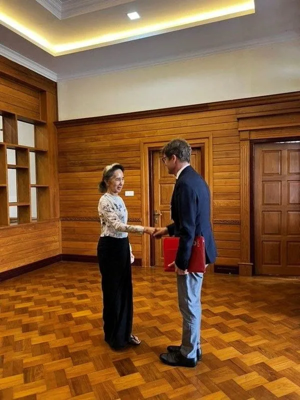 Myanmar's detained former leader Aung San Suu Kyi meets Red Cross official
