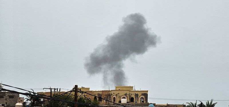 Houthis resume attacks on Yemen's Mocha port city, Yemeni military spokesperson says