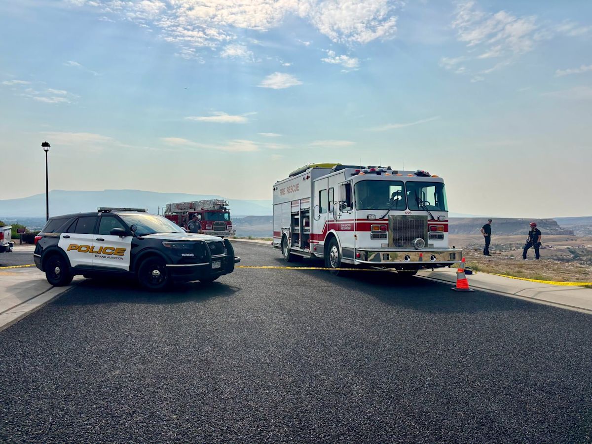 5 Colorado teenagers killed after car goes off cliff, authorities say