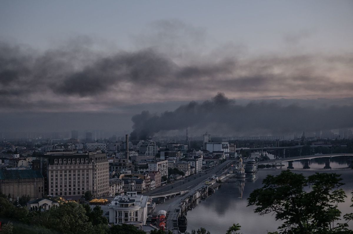 At least one killed in Russian attack on Kiev