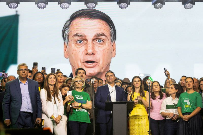 Lula's lead over Flavio Bolsonaro narrows ahead of Brazil election, poll shows