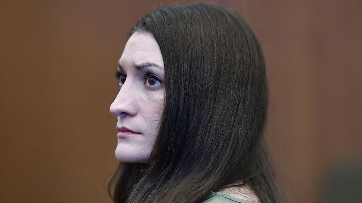 What happens next after Lindsay Clancy's murder trial ended in a mistrial?