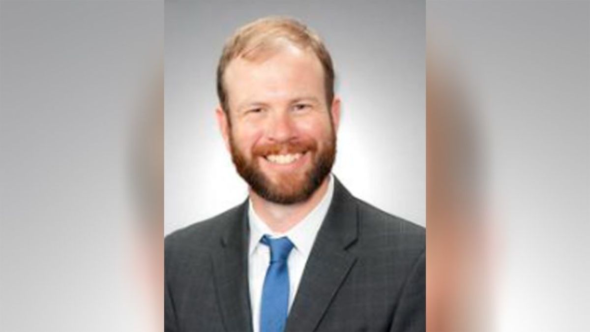 Pittsburgh pediatrician stabbed to death in his bed by trespasser as injured wife called for children to flee, officials say