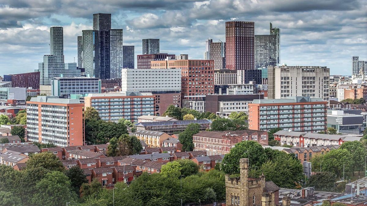 U.K. police accuse 2 Iranian men of planning terror attack on Jewish community