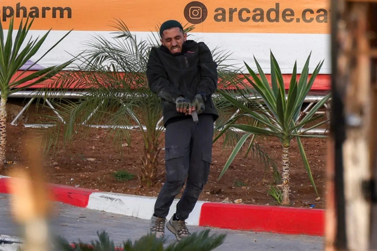 West Bank attack wounds 5 as Israeli PM cancels election events