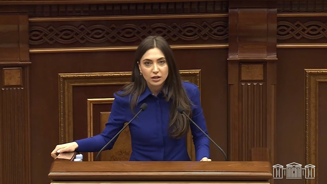 Էստեղ ծվարած Ալիևի հպատակը հանձն է առել կատարել, նույն սխեման է, ինչպես կործանեցին Արցախը․ Աննա Մկրտչյան