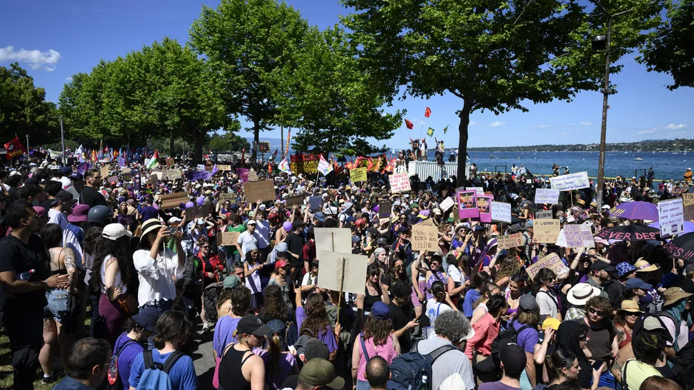 G7-Gipfel in Évian: Vereinzelte Ausschreitungen in Genf bei Protest gegen G7-Gipfel