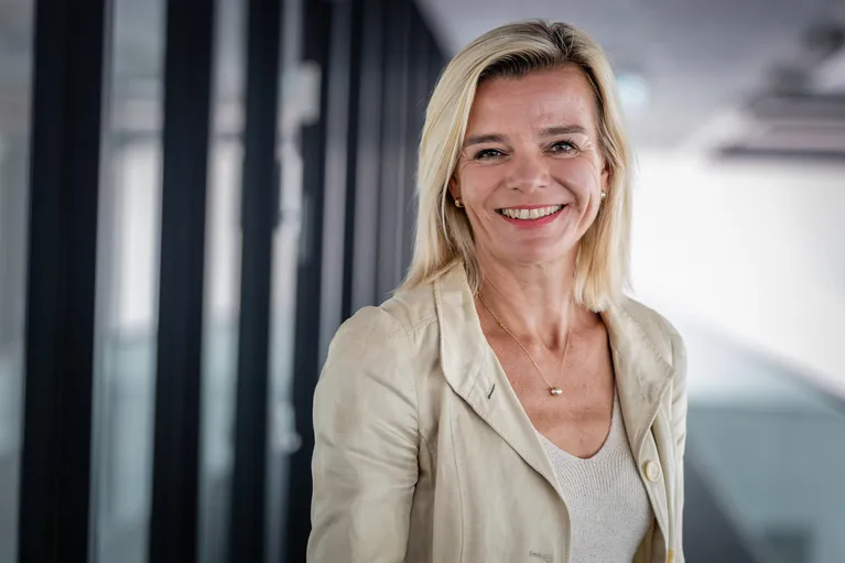 Z+ (abopflichtiger Inhalt); Betty Kieß: »KI nicht mehr nutzen? Das wäre absurd«