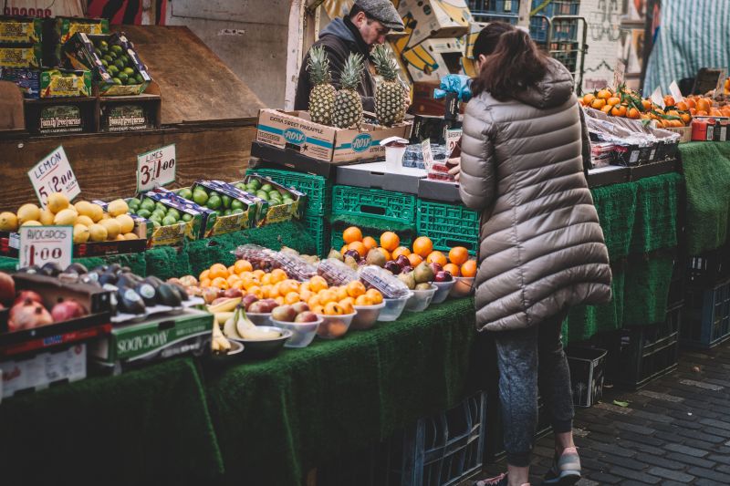 Mai puțini intermediari între fermieri și cumpărători: Parlamentul a adoptat legea care ar putea reduce prețurile alimentelor