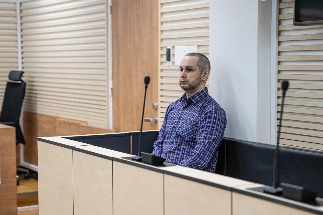 FOTOD KOHTUST | Lapseootel naise mõrvanud ja metsa matnud meest ähvardab eluaegne vangistus