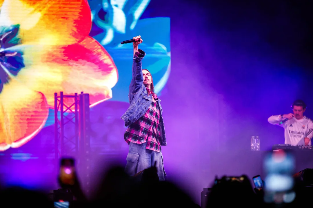 Tommy Cash meenutab kopteriõnnetuses hukkunud Oliver Treed: „Ta proovis muide Eestis esimest korda elus tuviliha.“