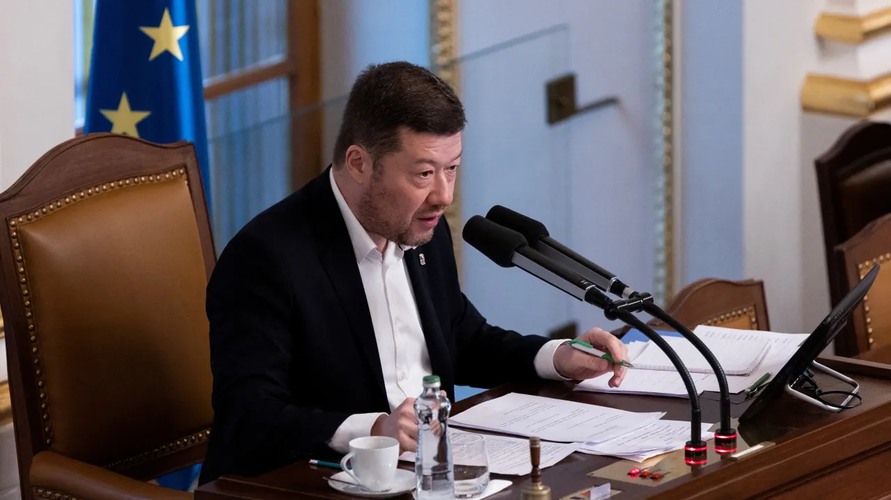 Soud nepravomocně uložil SPD třímilionový peněžitý trest za nenávistné plakáty