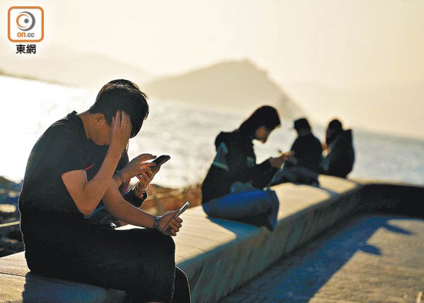 36,000 Hong Kong Youths Unemployed and Not in Education, Employment or Training, Lawmaker Urges Government to Increase Support