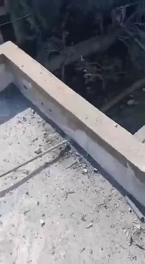 VIDEO | Israeli airstrike kills 10 in southern Lebanon town